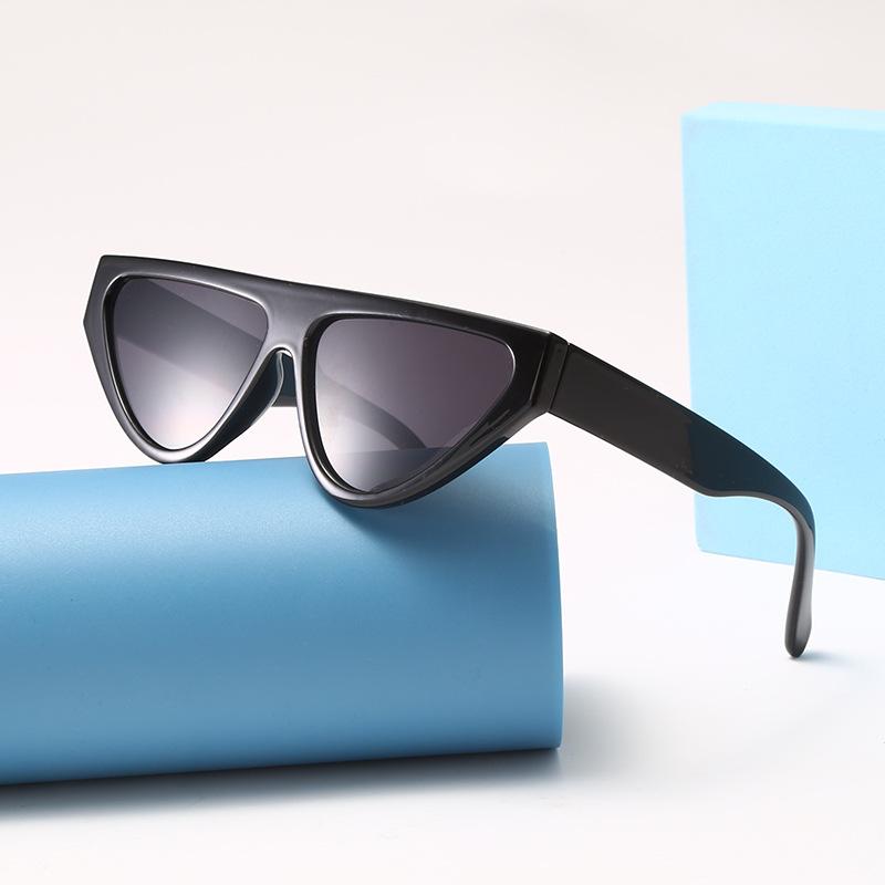 Color-Blocked Glasses, Trendy Street Photography Sunglasses, Xiaohongshu With The Same Triangle Cat-Eye Sunglasses