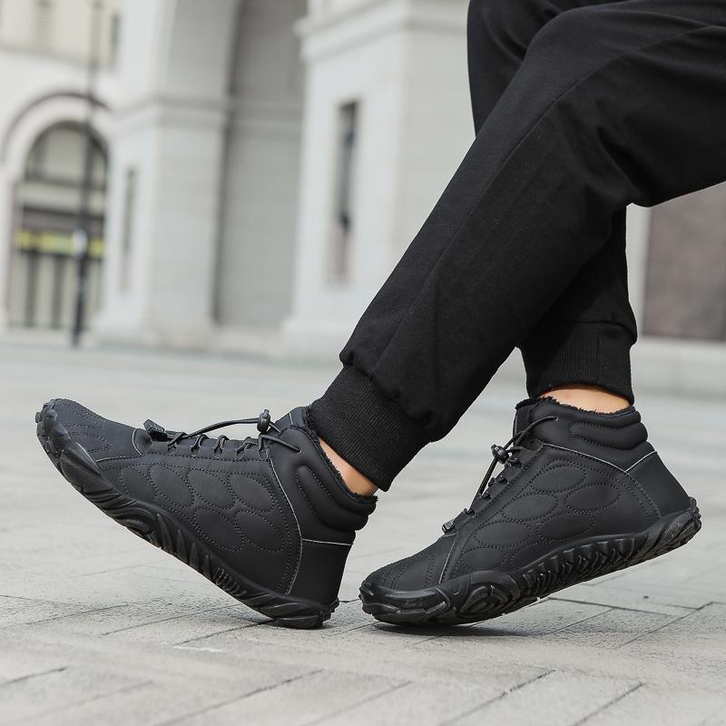 Fashion Men's Ankle Boots 2024 New Winter Outdoor Warm Snow Boots Anti Slip Couple Boots Five Finger Outdoor Cotton Shoes High Top Snow