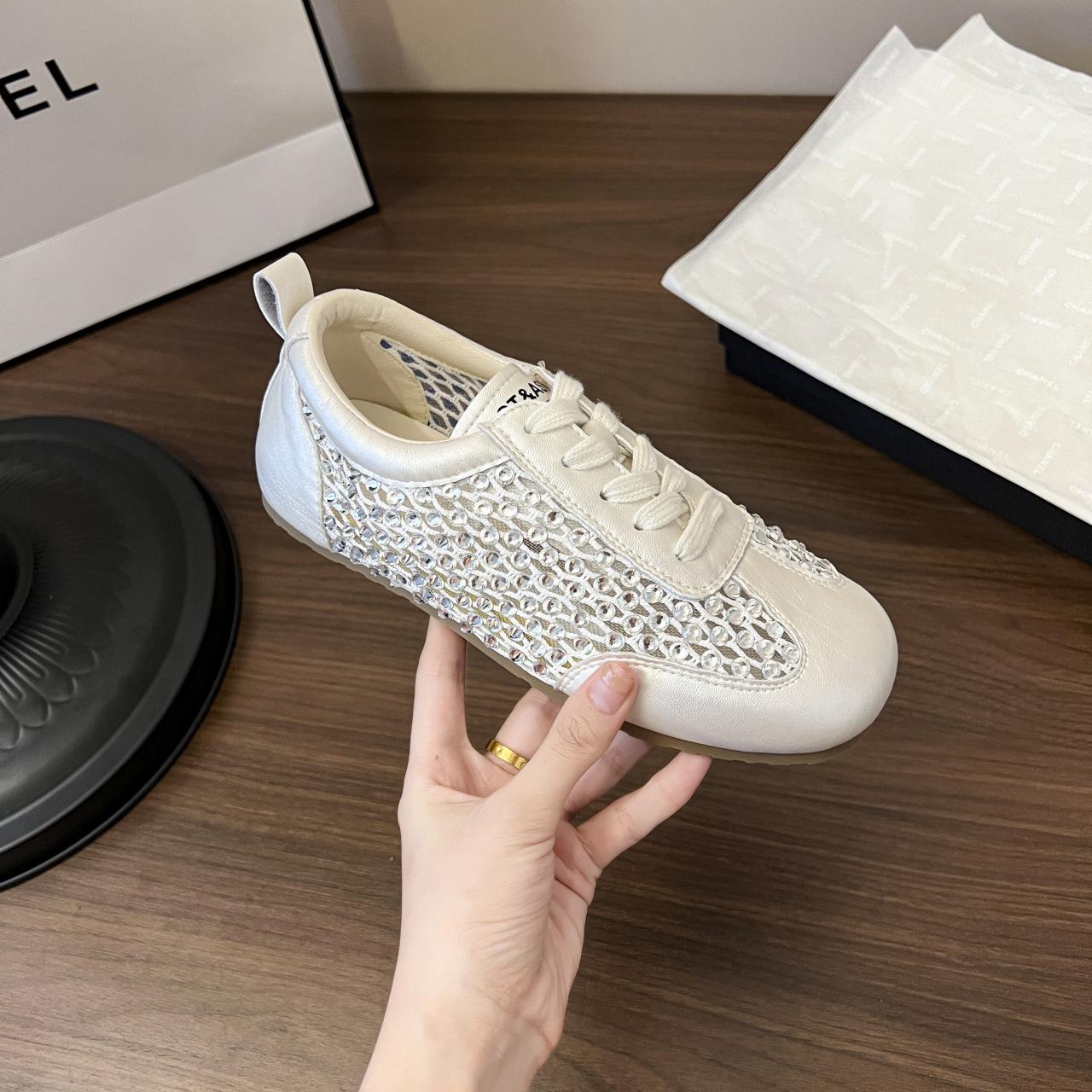 

Mesh breathable German training shoes women s 2025 summer new foreign style flat-bottomed versatile Forrest Gump shoes temperament fashion casual shoe 35