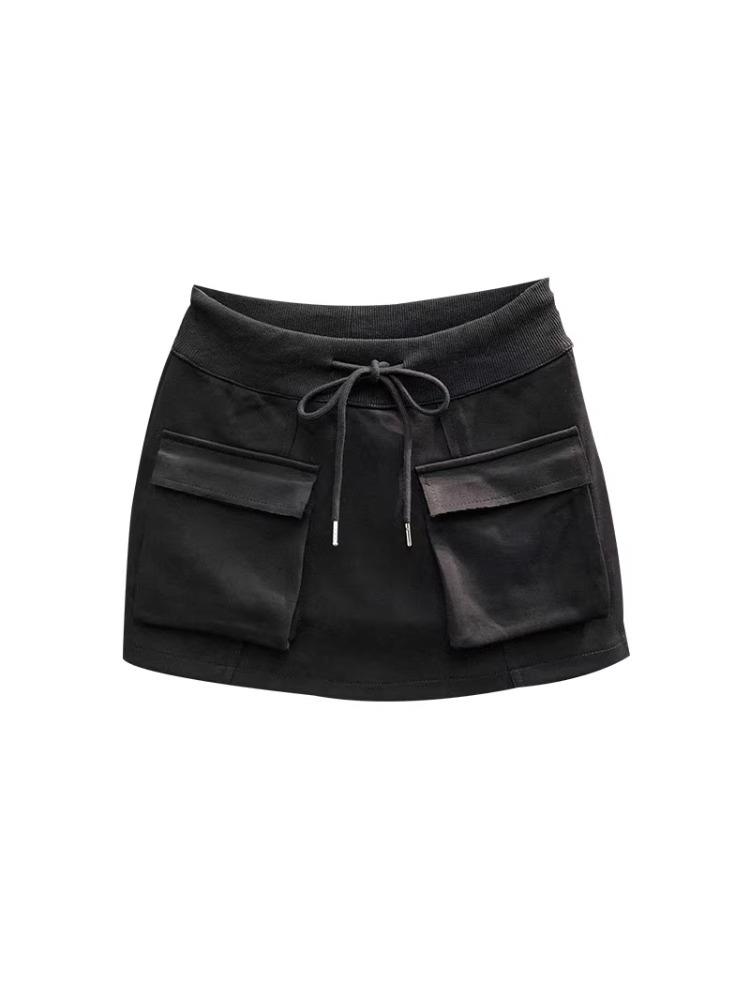 Women's Black Elastic Waist A-Line Cargo Mini Skirt - Slimming, Chic, Autumn Fashion