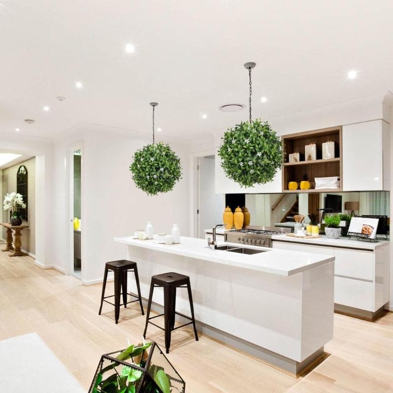 Artificial Topiary Plant Ball With Realistic Flower Hanging Plastic Grass Sphere For Wedding Garden Backyard Decoration