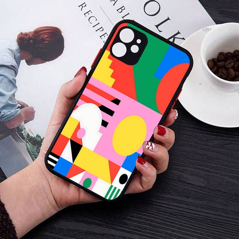 Geometric Bauhaus Art For IPhone 16 15 14 13 12 11 Pro Max X XS MAX Plus Translucent Black Phone Cover