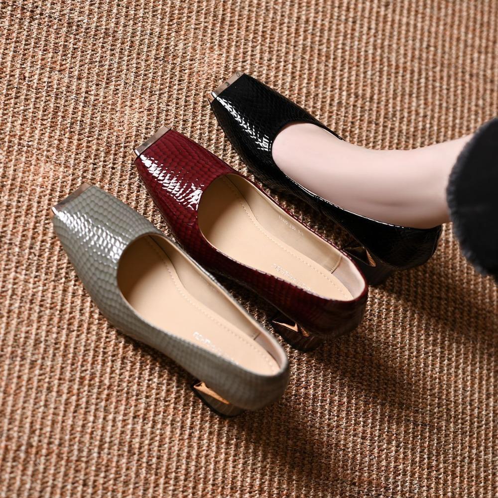 Women's French Style Square Toe Heels, Solid Color Chunky Heel Pumps, Elegant Slip on Business Office Work Shoes for Women