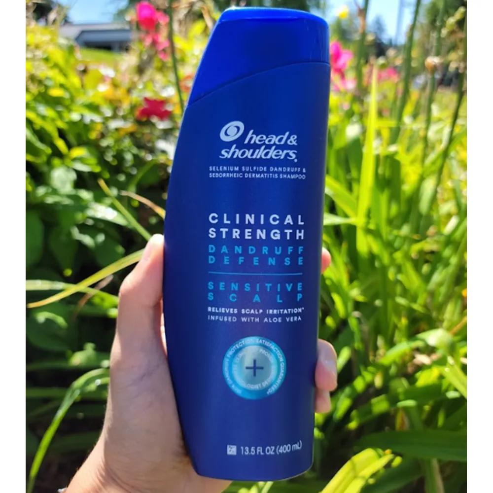 Head & Shoulders Clinical Strength Hypoallergenic Anti-Dandruff Shampoo for Sensitive Scalp 400mL
