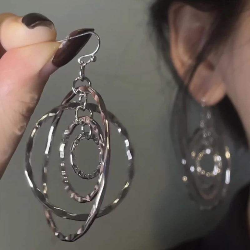Fashion exaggerated sweet cool hot girl style retro earrings female, cold wind geometric circle multi-layer hammer earrings earrings