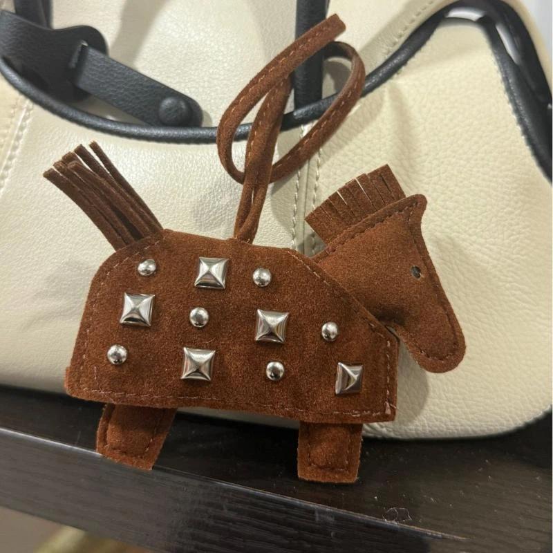 Fashion Silver Rivets Horse Bag Charm Accessories Hand Sewn Pu Leather Foal Pendant Bag Accessory