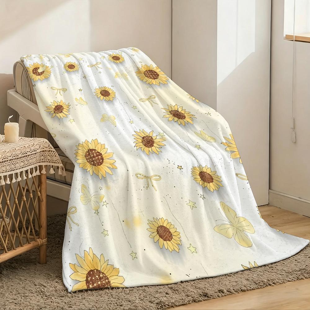 flowers cute Throw Lightweight 240g Flannel Blanket Soft Skin-friendly for Summer Cooling