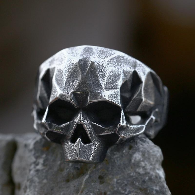 2025 Retro Simple Men's Ring Ghost Head Skull Ring Personalized Trend Ring
