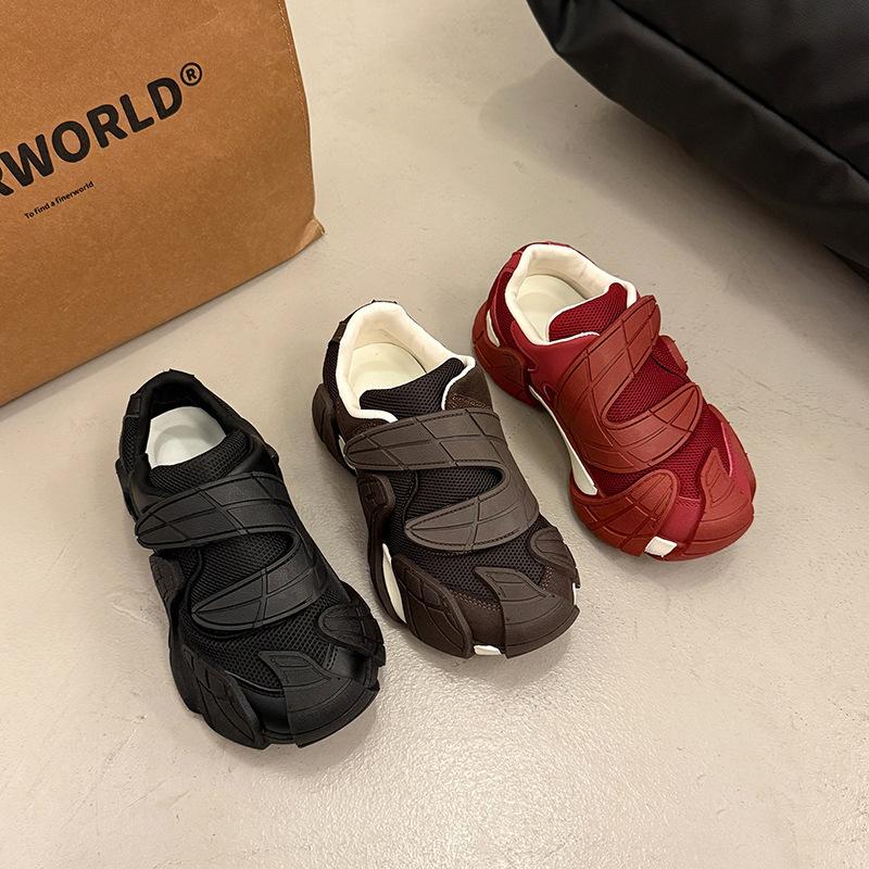 European Station Popular Velcro Octopus Daddy Shoes Women 2025 Autumn New Leather Breathable Versatile Casual Shoes