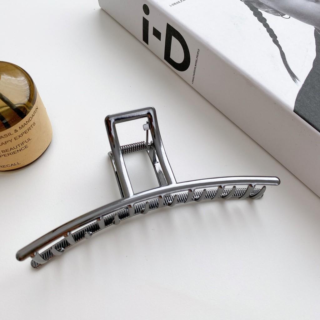 Large 13cm Shark Clip For Women High-quality Handcrafted Retro Hair Accessory Black