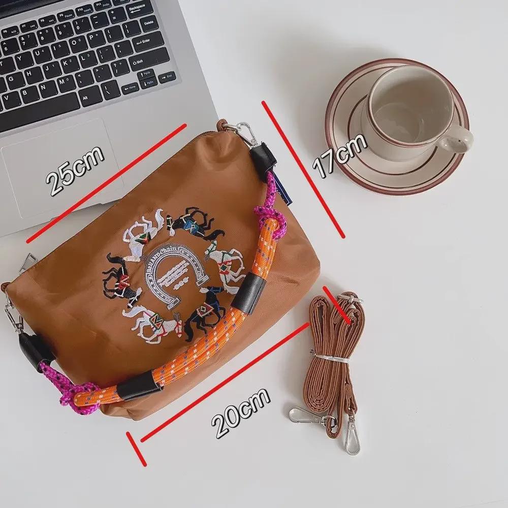 Women's Japanese Style Embroidered Shoulder Bag - Large Capacity, Portable Fashion Toiletry Storage