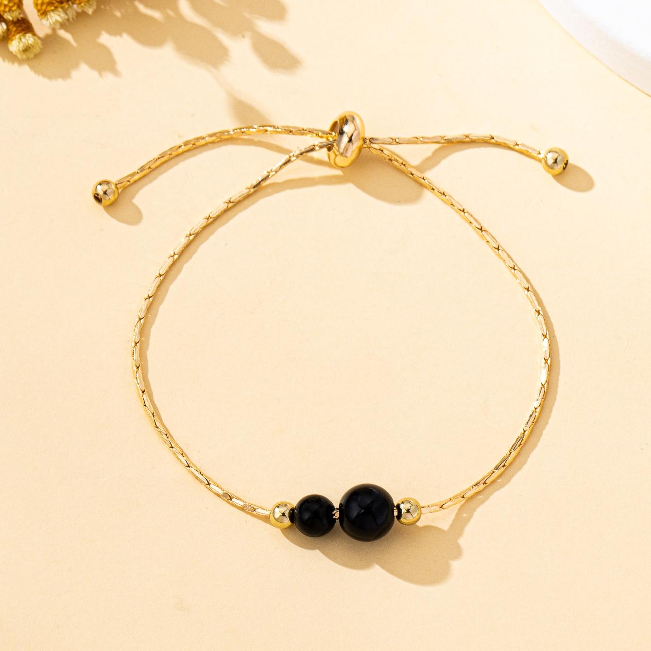 

A Women s Bracelet with Simple Faux Gemstone Beads, Adjustable Length, Suitable for Everyday Wear and Vacations