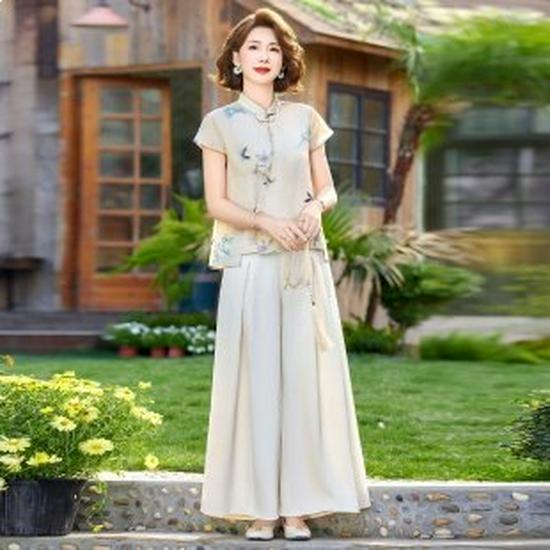 2026 New Stylish Two-Piece Summer Set for Middle-Aged and Elderly Women