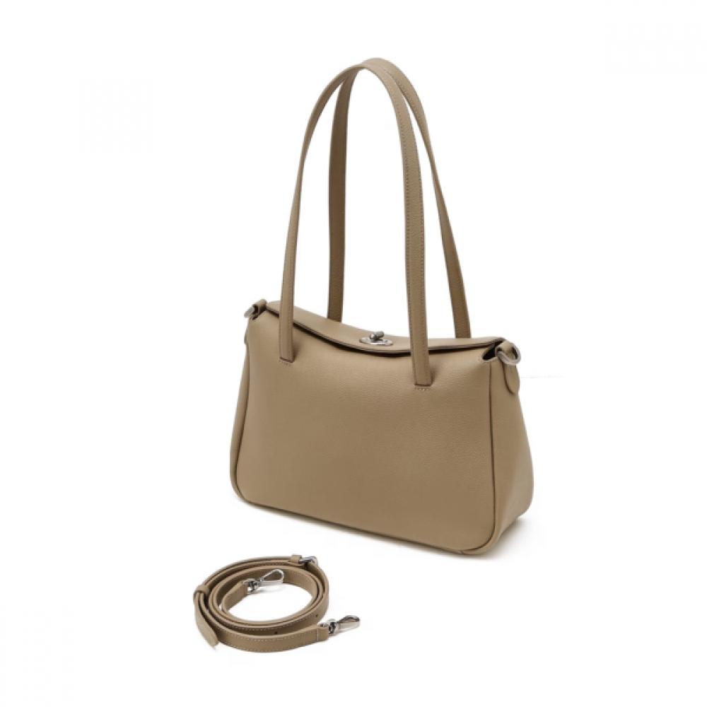 Daks Flap ShOulder Bag M With O lOck decOratiOn tOppe