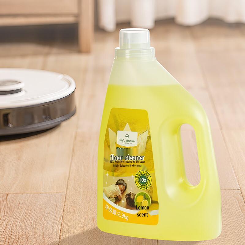 OM Lemon Scent Floor Cleaner