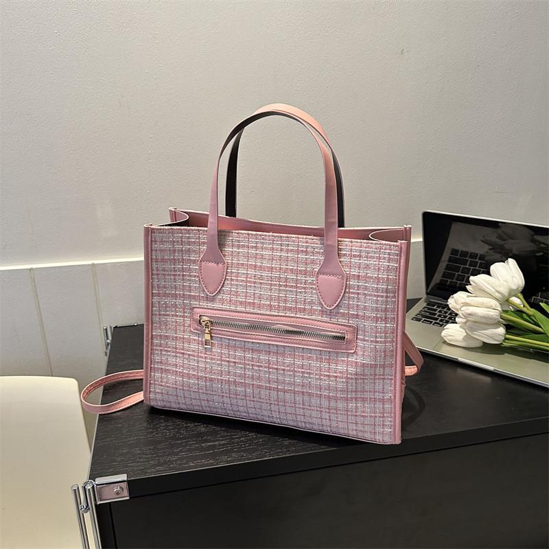 Trendy Casual Commuter Crossbody Bag For Women Spacious And Versatile Pu Material