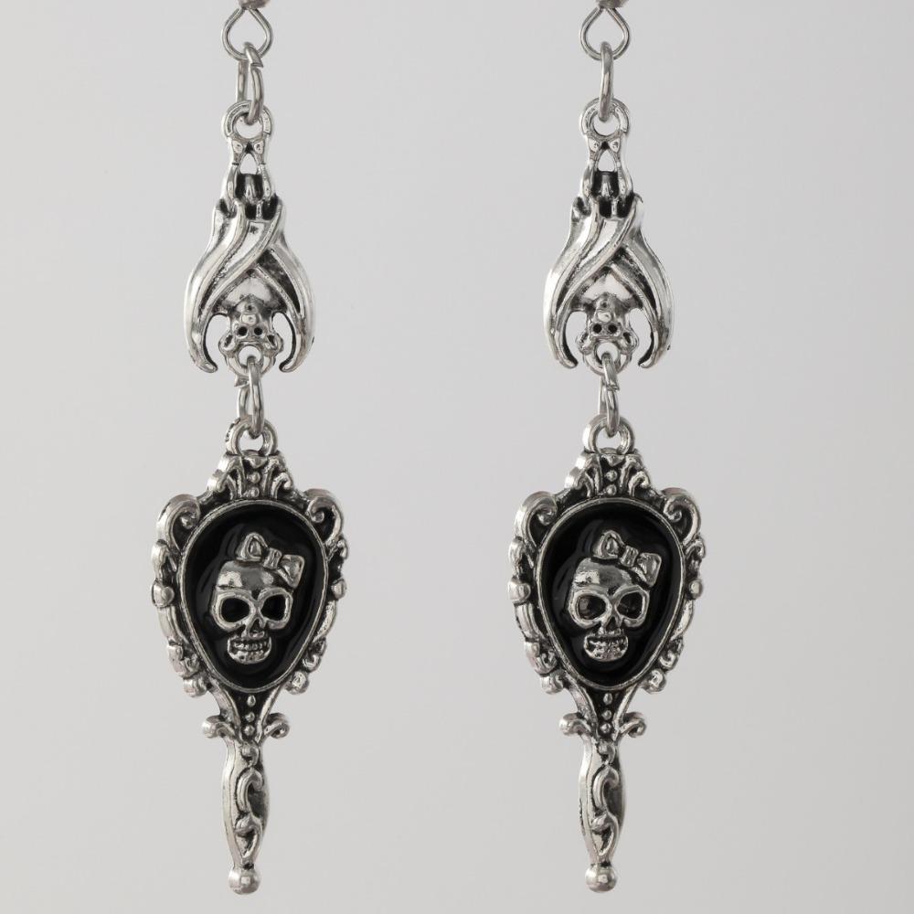 Retro Gothic Vampire Bat Bowknot Skeleton Red Drip Glaze Heart Pendant Dangle Earrings for Women Hallowmas Scary Jewelry Gifts