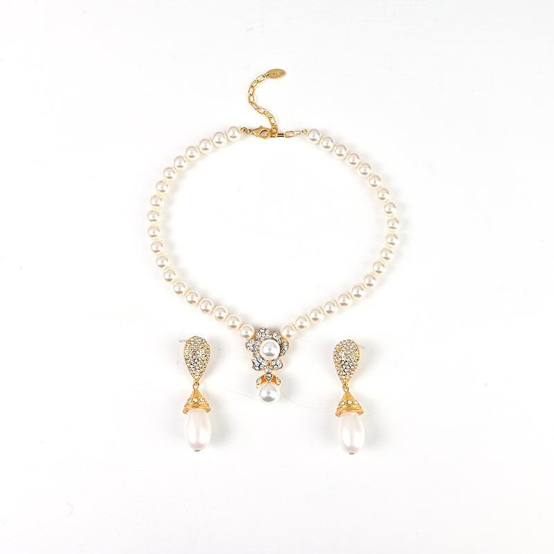 Retro Fashion Simple Pearl Necklace, Long Temperament High-end Light Luxury Jewelry Earrings