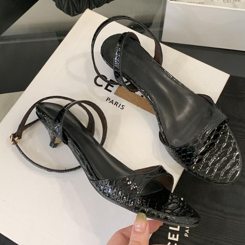 Fashion SUOJIALUN 2025 Summer New Brand Women Sandal Fashion Red Ankle Strap Ladies Elegant Gladiator Shoes Thin Low Heel Dress Pumps Sh