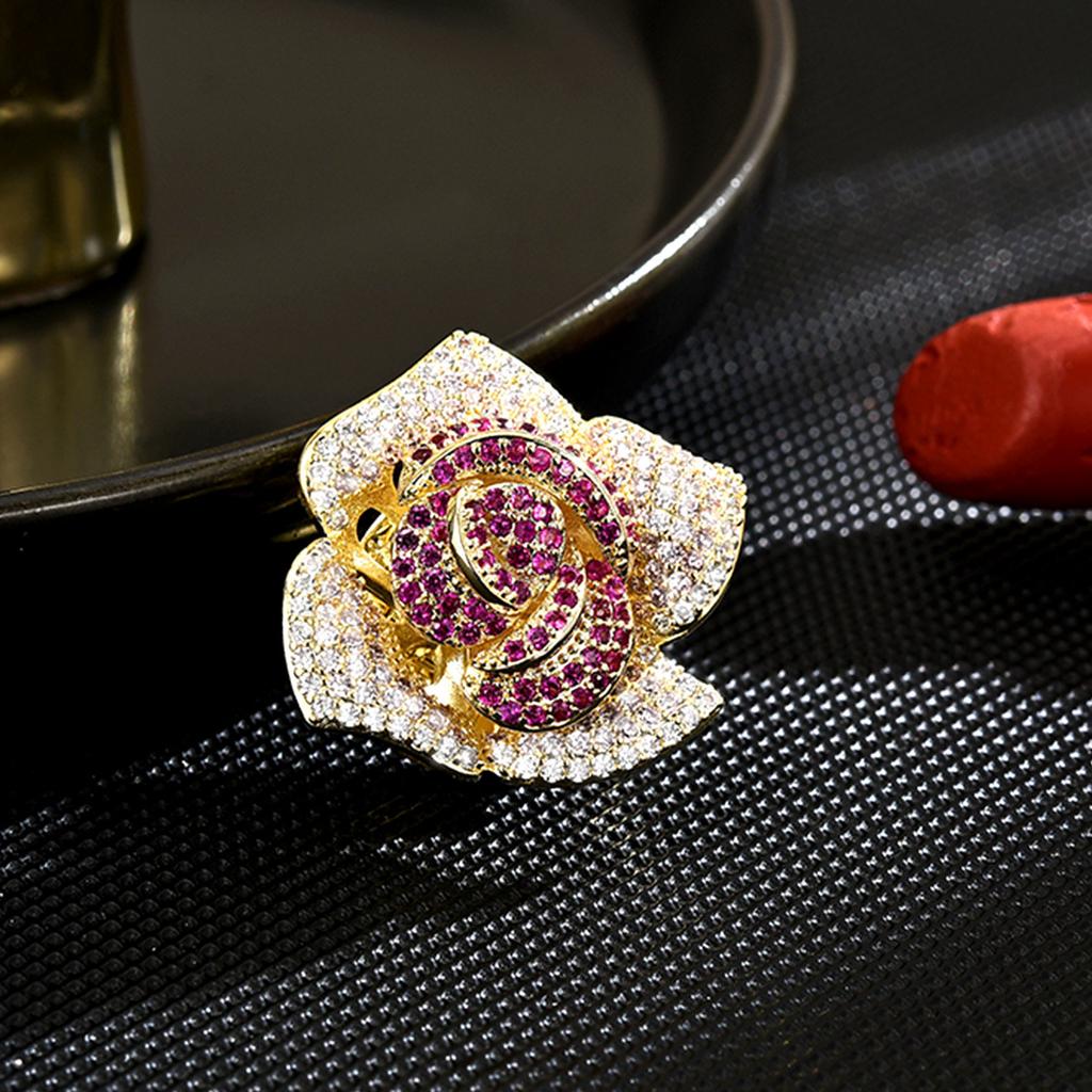Elegant camellia magnetic buckle light luxury exquisite temperament versatile dinner flower magnet buckle