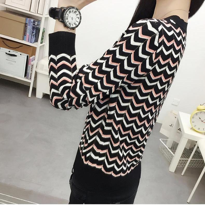 Fashion Knitted Short Sleeve Women's Autumn Winter T-shirt Round Neck Soft Stripe Sweater Top