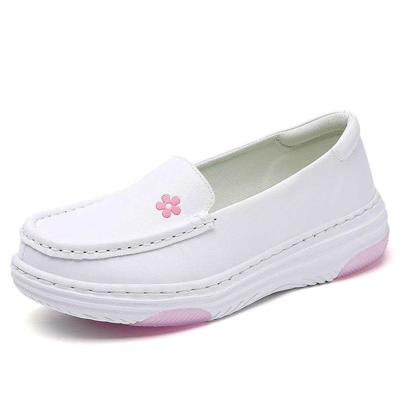 Nurse Shoes for Women with Soft Sole, Breathable Flat Bottom, Thick Sole, Anti Slip, Autumn and Winter Medical Work Shoes with Added Fleece