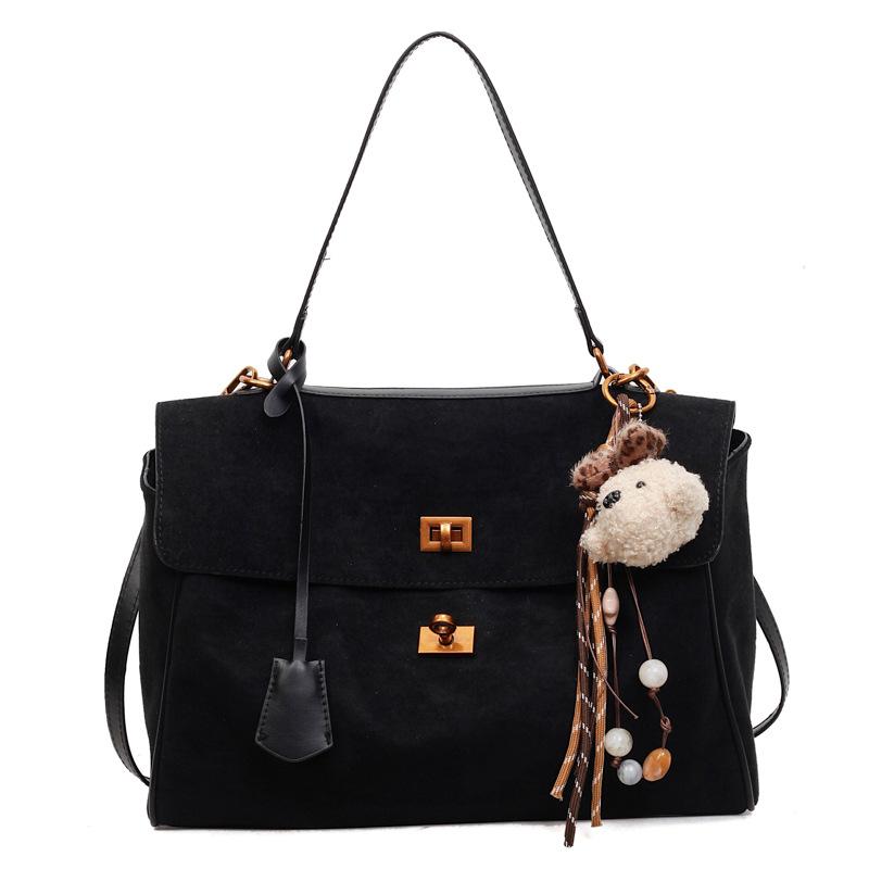 Premium Commuter Retro Matte Messenger Bag 2025 Autumn and Winter New Women's Shoulder Underarm Bag Portable Tote Bag