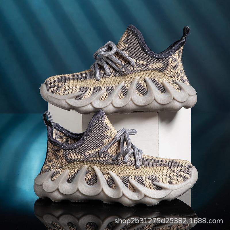 Boys and girls coconut shoes breathable mesh 2025 spring and autumn new sports shoes middle-aged and older students soft-soled casual shoes tide