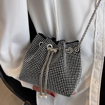 Luxus Strass Schultertaschen für Frauen Perlenketten Eimer Umhängetaschen Kordelzug Unterarm Handtasche Messenger Geldbörse