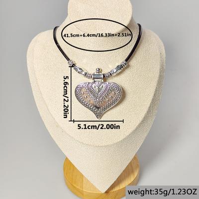 Charm Women Vintage Gift Exaggeration Pendant 1PC Love Heart Souvenir Bohemian Jewelry Alloy Necklace