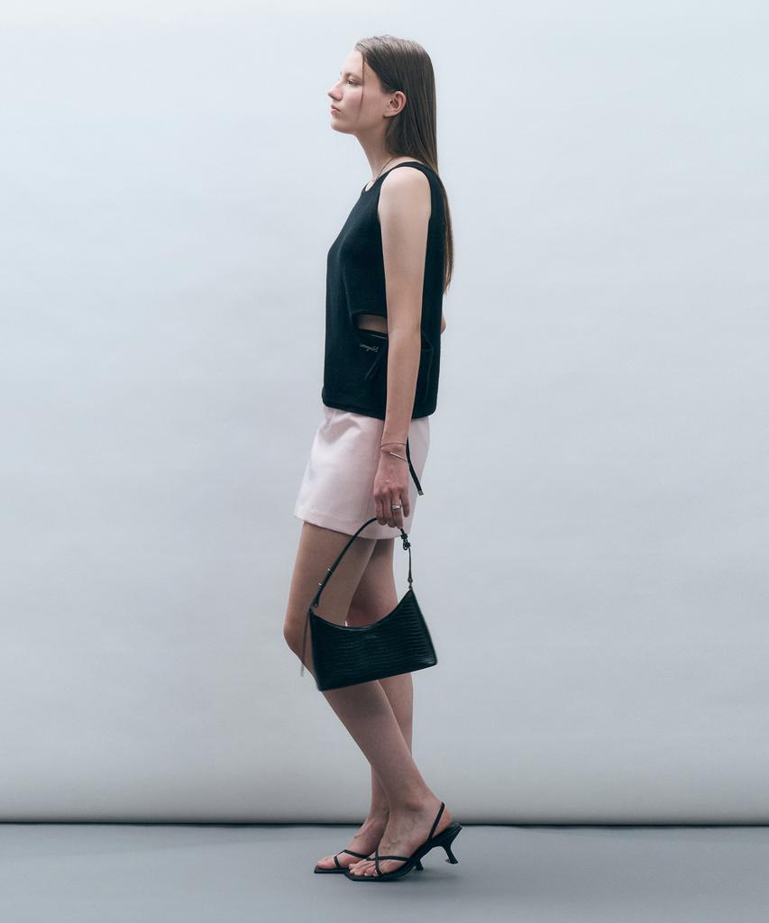 MONGDOL Side Slit Knit Sleeveless Black Mdkt109Black