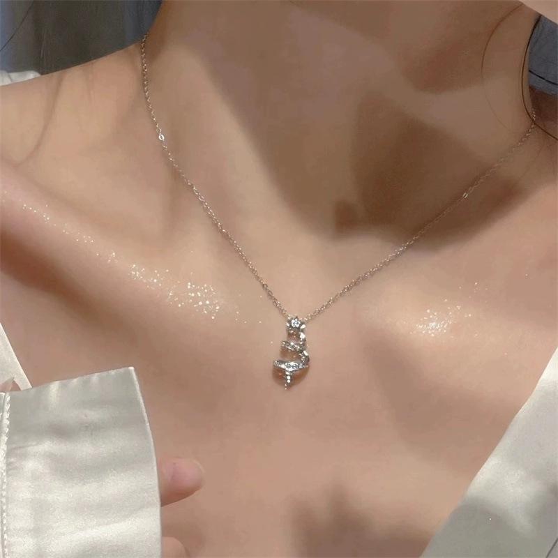 

Lucky Star Рождественская елка Ожерелье Женское Легкое Роскошное Нишевое Премиум Чувство Ключичная Цепочка Рождественская елка Свитер Цепочка Подарок Для Подруги