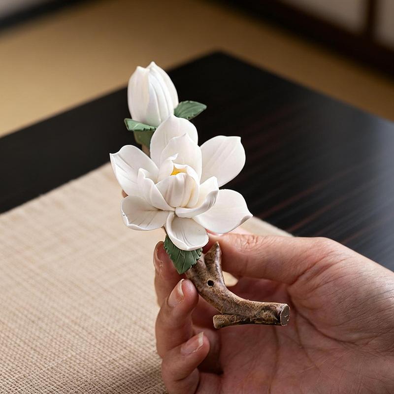 Ceramics Pear Blossoms Incense Holder Chinese Style White Flower Shape Incense Stick Stand For Home Desktop Decor