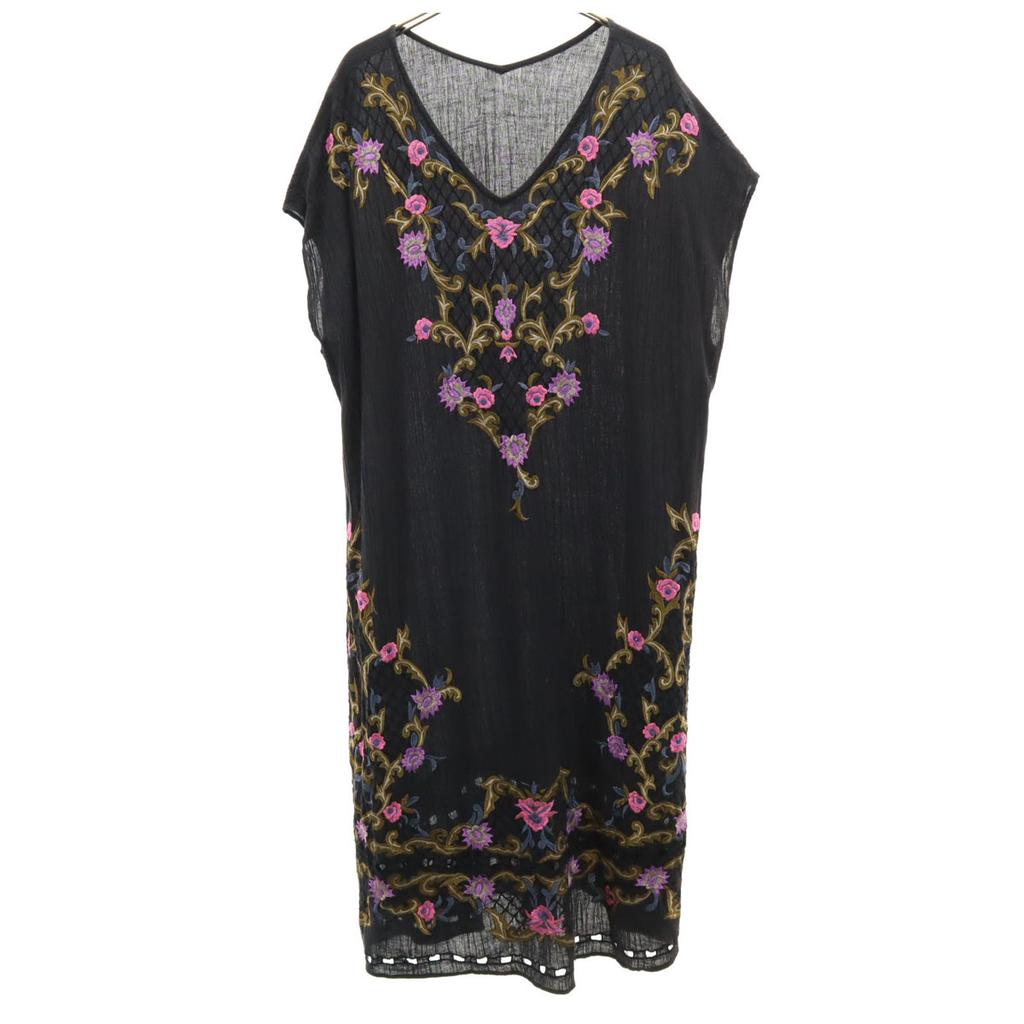 GRACE CONTINENTAL Flower Embroidery French Sleeve Wrinkles Processing One Piece Women Used