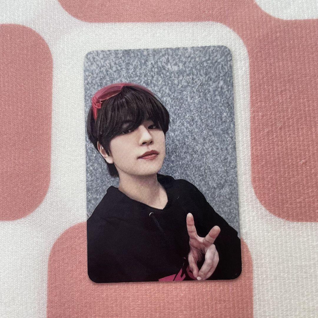 

[USED] StrayKids Sanok Week 1 Limited Trading Card Seungmin Raku-STAR