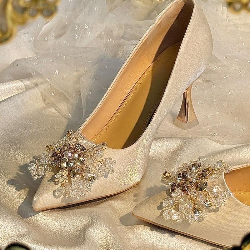 

Fashion Autumn New Pointed Toe Shallow Mouth Slip-on Non-Slip Wear-Resistant High Heels Crystal Flower Slip 34