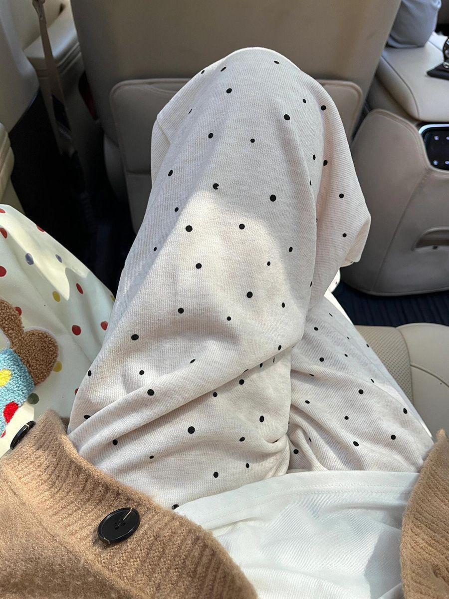 

Женские брюки-кюлоты в горошек из клейкого риса - Осень/Зима 2024, Петит, Стройнящие, Повседневный и Свободный стиль. Medium (M)