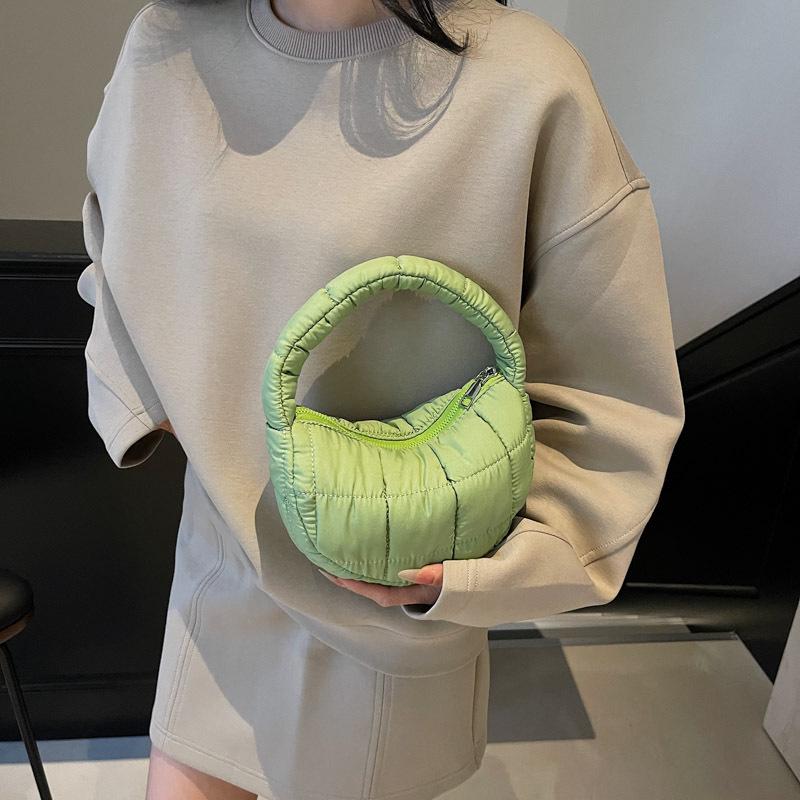 Niche versatile pleated plaid cloud bag underarm bag 2025 new cotton clothing bag fashionable and simple bubble handbag