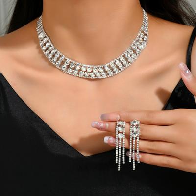 Bridal Necklace Earrings Two-Piece Claw Chain Ladies Bridal Suit Exaggerated Collarbone Chain Dress Accessories
