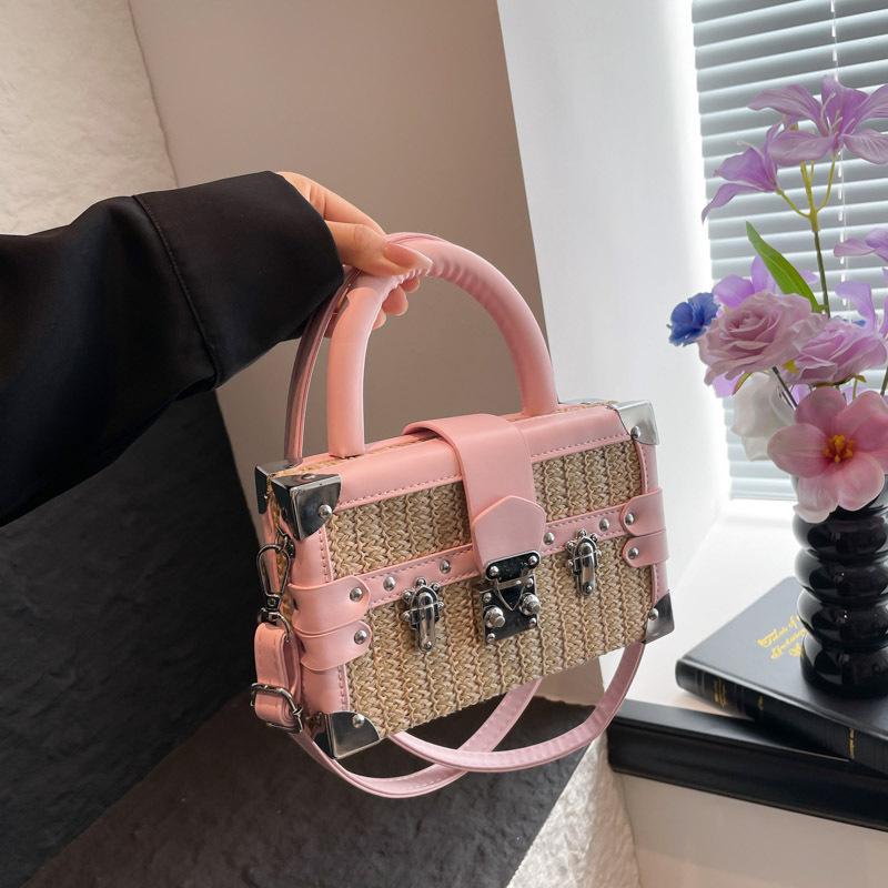 Woven straw bag women's 2025 new niche design messenger bag summer versatile high-end portable small square bag