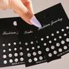 24 Paar Glänzendes Zirkon Steckerohrringe Set für Damen Herren Täglich Vielseitig Schick Silberfarbe Kristall Ohrschmuck Zubehör