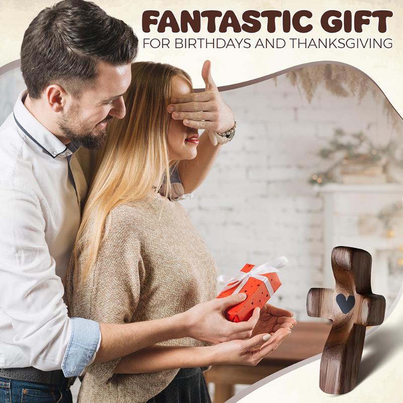 Heart-shaped Thumb Cross Solid Walnut Wood Ornament Handheld Natural Decor for Living Room Shelf Display Gift