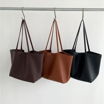 Soft Leather Portable Large-capacity Tote Bag, High-end Logo Child and Mother Shoulder Bag, Fashionable Niche Commuter Women's Bag