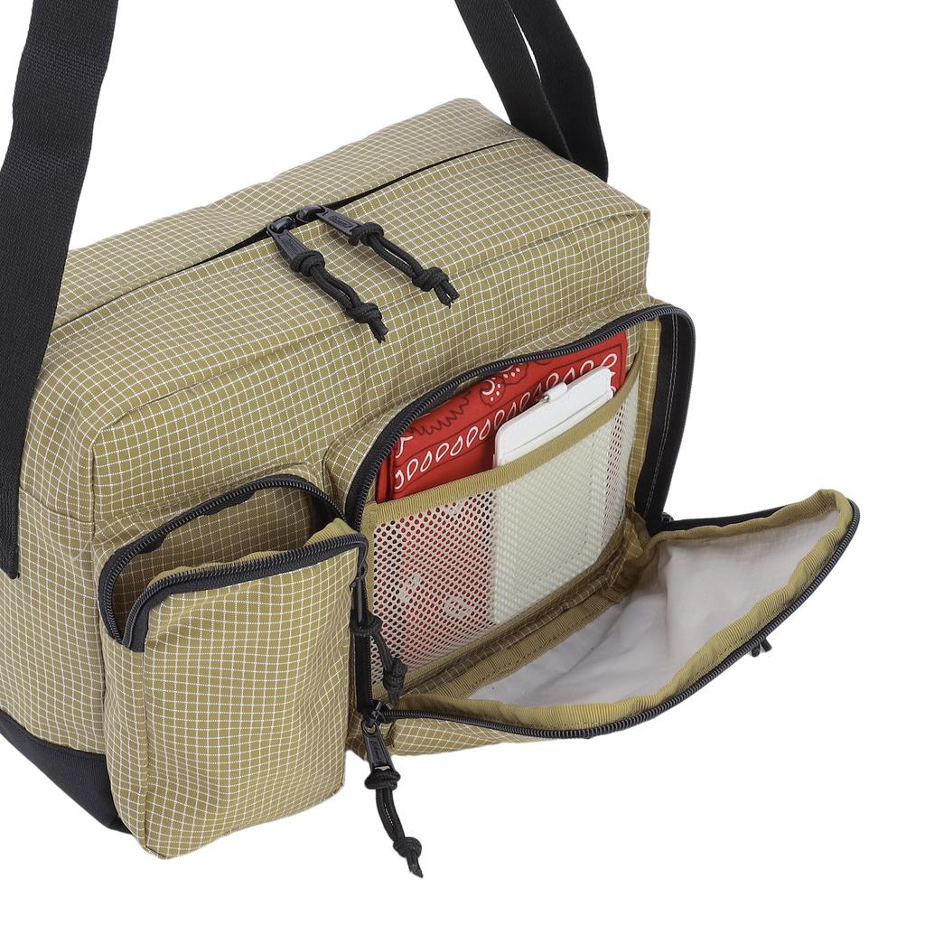 Coleman Walker Schultertasche (Kojotenlippe)