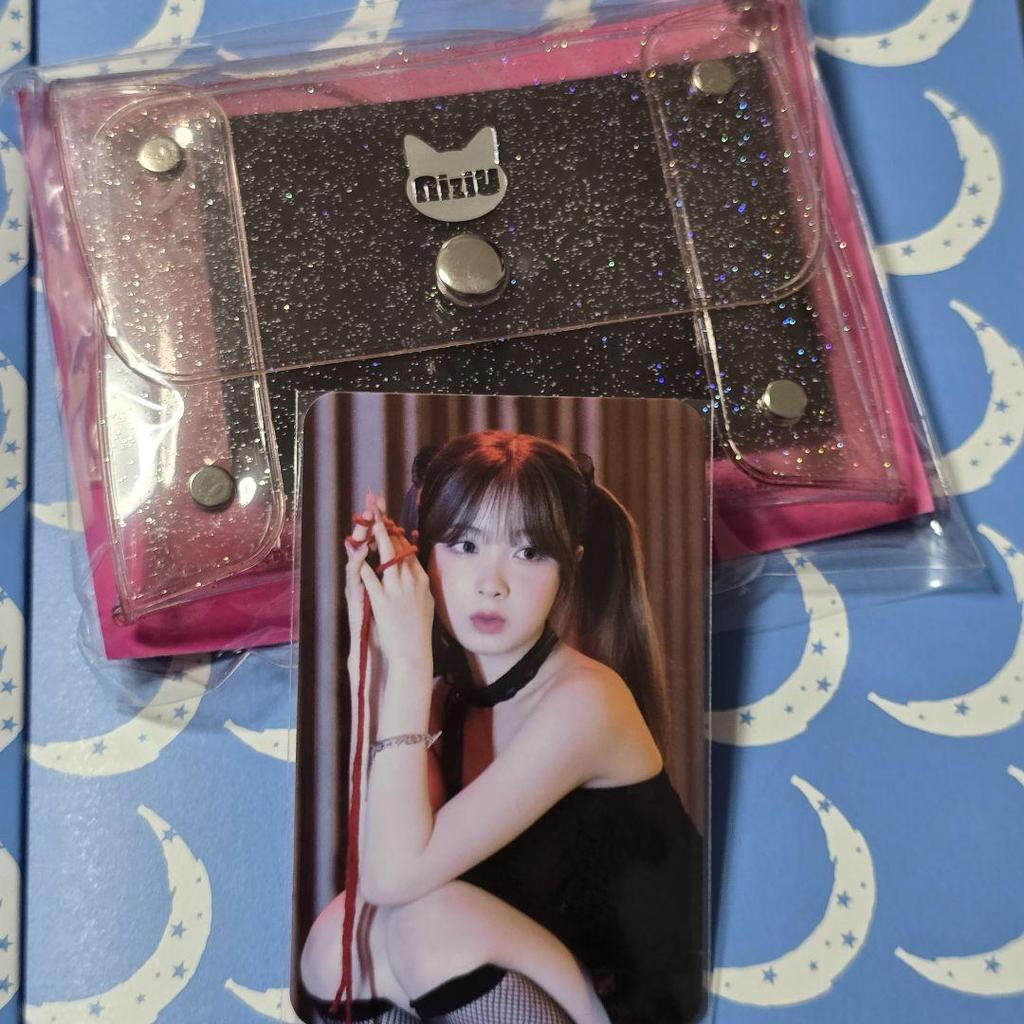 [USED] NiziU LINE LINE Coin Case - Includes trading card Miihi