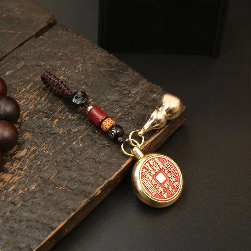 Brass mountain ghost money transfer keychain pendant men's bag pendant pure copper red oil gossip mountain ghost transfer pendant