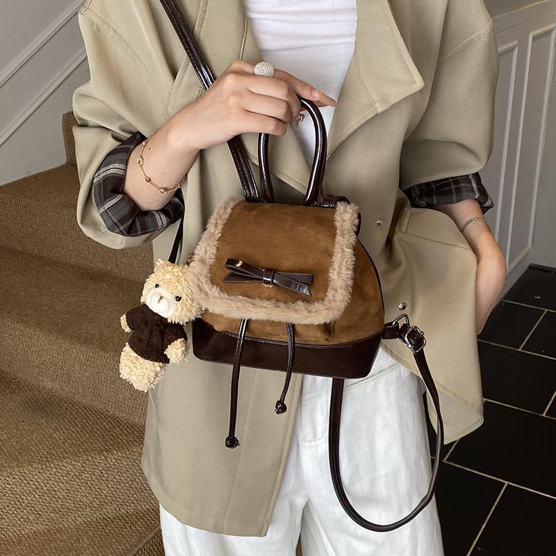 Retro Backpack Women's Fashion Niche Design Sense Student Class Schoolbag Korean Version Bucket Bag Leisure Travel Backpack