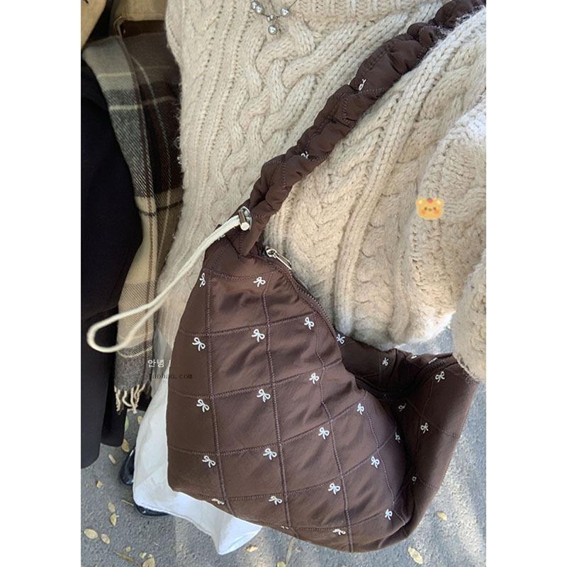 Personalized winter down bag women's bag new nylon dumpling bag versatile messenger bag shoulder armpit bag