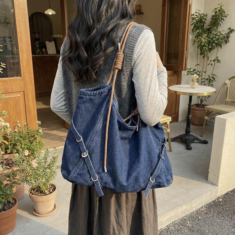 Denim Hobo Tas met Gevlochten Touw Handvat Stijlvolle Dames Schoudertas voor Casual Kleding en Stranduitjes