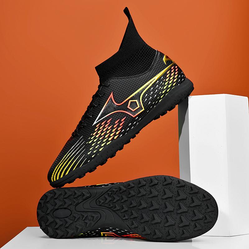 Men Football Boots White Professional Waterproof High Quality High Women Soccer Shoes Youth Outdoor Anti-slip Football Sneakers